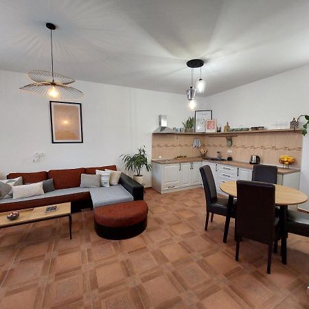 Passiflora Apartment - Near The Sea บาร์ ภายนอก รูปภาพ