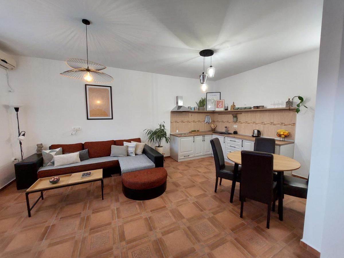 Passiflora Apartment - Near The Sea บาร์ ภายนอก รูปภาพ